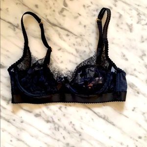 Agent Provocateur 32 B Navy French leavers lace